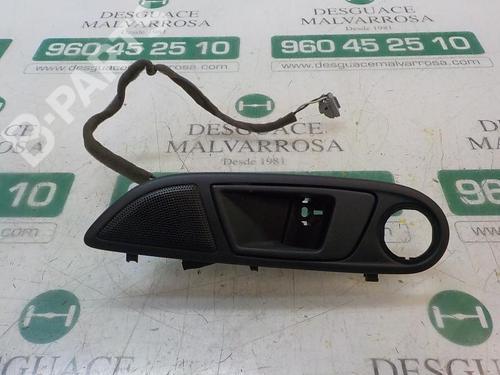 front-left-interior-door-handle-ford-fiesta-vi-cb1-ccn-16-tdci-1686126-2008-2009-2010-2011-2012-2013-2014-2015-2016-2017-3865872 main image
