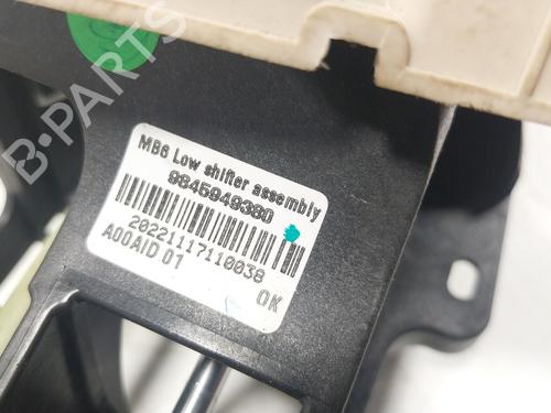 Gear lever PEUGEOT 2008 II (UD_, US_, UY_, UJ_, UR_, UC_) 1.2 PureTech 100 (USHNK) | BP27468006M90