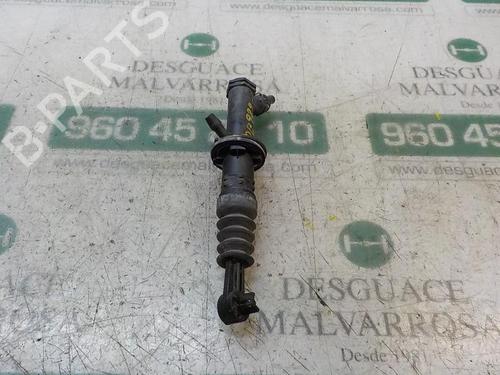 Used Clutch slave cylinder Clutch slave cylinder RENAULT MEGANE III Hatchback (BZ0/1_, B3_) 1.5 dCi (BZ0C) (90 hp) 14282455 14282455