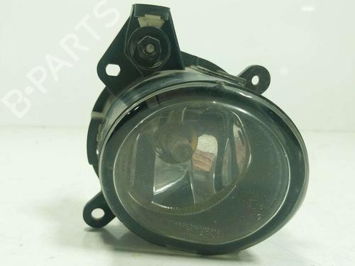 Used Right front fog light Right front fog light 39201421 39201421