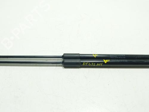 hood-lift-support-volvo-xc40-536-2017-36674821 main image