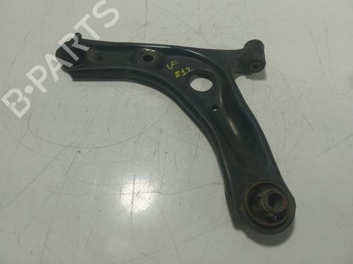 Used Left front suspension arm TOYOTA AYGO (_B4_) 1.0 (KGB40) (69 hp) 18890990