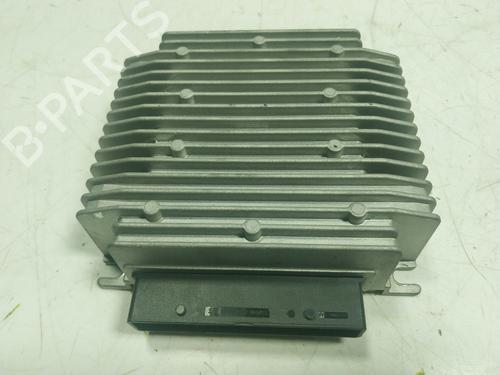 Used Electronic module Electronic module TESLA MODEL S (5YJS) 90D AWD (422 hp) 16546878 16546878