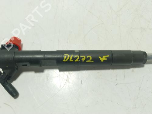 Used Injector MERCEDES-BENZ CLA Coupe (C117) CLA 200 CDI / d (117.308) (136 hp) 30384995