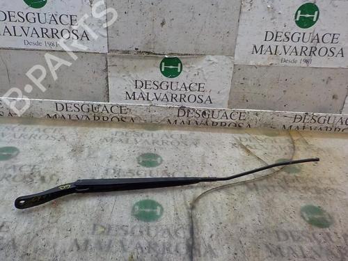 Used Front windshield wiper arm Front windshield wiper arm RENAULT MEGANE III Grandtour (KZ0/1) [2008-2016] 3852049 3852049