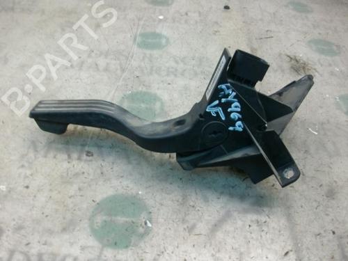 Used Pedal Pedal FORD MONDEO III Saloon (B4Y) 2.0 16V TDDi / TDCi (115 hp) 3779702 3779702