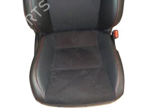 Seats set TOYOTA HILUX VIII Pickup (_N1_) 2.8 TD 4WD (GUN126) | BP15836190C78 