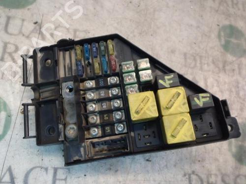 Fuse box LAND ROVER FREELANDER I (L314) 2.0 Td4 4x4 BP3813886E1