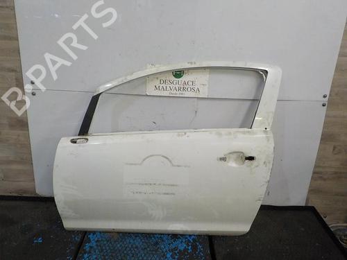 Used Left front door OPEL CORSA D (S07) 1.3 CDTI (L08, L68) (75 hp) 3861695