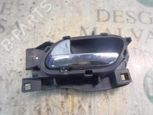 Used Front left interior door handle Front left interior door handle PEUGEOT 407 (6D_) 1.6 HDi 110 (6D9HZC, 6D9HYC) (109 hp) 3813266 3813266