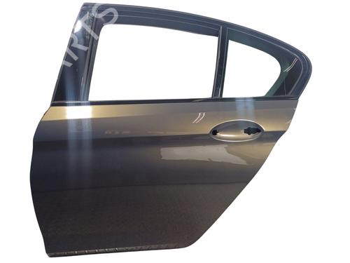 Dør venstre bagtil Dør venstre bagtil BMW 5 (G30, F90) 540 i xDrive (340 hp) 23446222 23446222