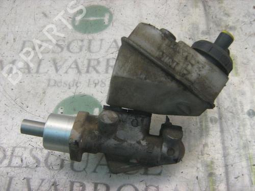 Used Brake master cylinder Brake master cylinder RENAULT CLIO II (BB_, CB_) [1998-2016] 3769260 3769260