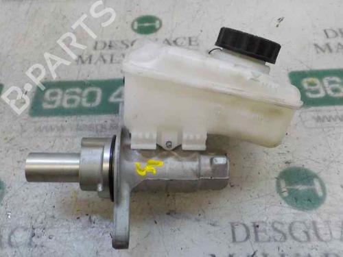 Used Brake master cylinder Brake master cylinder BMW X1 (F48) sDrive 18 d (150 hp) 5407770 5407770
