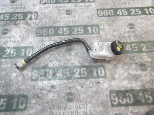 Used Power steering reservoir Power steering reservoir FORD TRANSIT COURIER B460 Box Body/MPV 1.5 TDCi (75 hp) 14281069 14281069