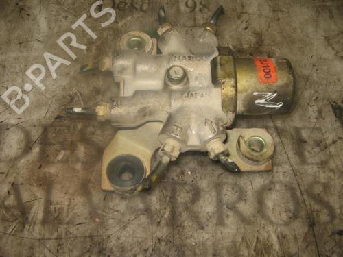 Used Brake master cylinder Brake master cylinder 8742108 8742108