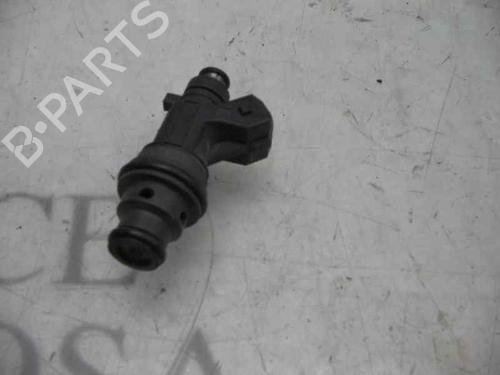 Used Injector OPEL CORSA B (S93) 1.0 i 12V (F08, F68, M68) (54 hp) 3736521