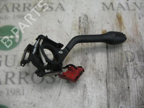 Steering column stalk SEAT IBIZA II (6K1) 1.4 (60 hp) 3755579