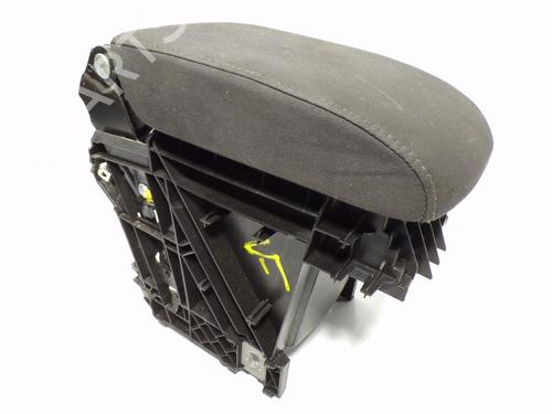 Used Armrest / Center console Armrest / Center console VW GOLF VII Variant (BA5, BV5) 1.6 TDI (105 hp) 11916048 11916048