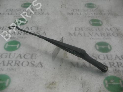 Used Front windshield wiper arm SEAT IBIZA II (6K1) [1993-2002]  3754015