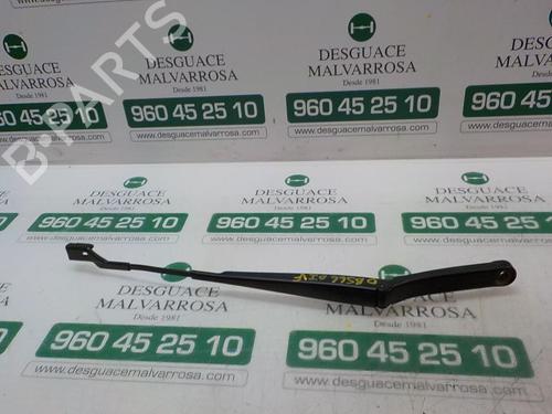Used Front windshield wiper arm VW GOLF VI (5K1) 1.6 TDI (105 hp) 3866938