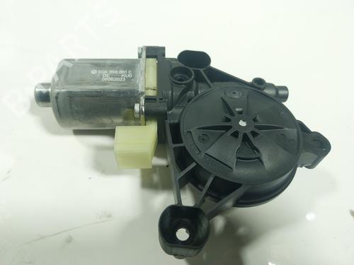 Right front window motor VW TOURAN (5T1)  | BP18960977E20 