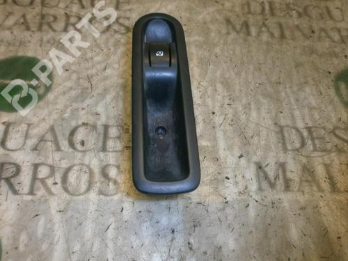 Used Right rear window switch Right rear window switch RENAULT GRAND SCÉNIC II (JM0/1_) 1.5 dCi (JM1E) (106 hp) 3757041 3757041