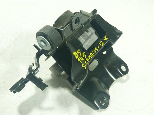 Used Engine mount Engine mount TOYOTA YARIS CROSS (MXP_) 1.5 Hybrid (MXPJ11) (131 hp) 32081618 32081618