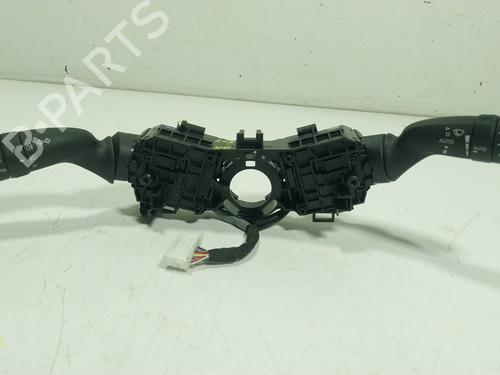Used Headlight switch TOYOTA YARIS CROSS (MXP_) 1.5 Hybrid (MXPJ11) (131 hp) 29265624