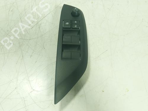 left-front-window-switch-toyota-yaris-_p21_-_pa1_-_ph1_-2020-36156283 main image