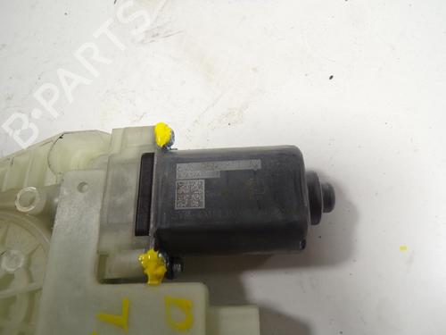 Rudehejsemotor bagstkærm venstre SKODA FABIA III (NJ3)  | BP7664081E23 