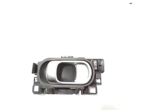Used Front right interior door handle Front right interior door handle CITROËN C4 CACTUS 1.2 THP 110 (110 hp) 6954104 6954104