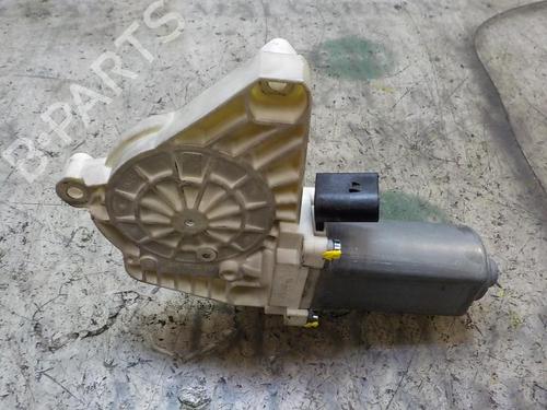 Used Left front window motor Left front window motor MERCEDES-BENZ B-CLASS Sports Tourer (W245) [2005-2011] 3853381 3853381