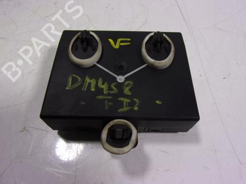 Used Comfort control module Comfort control module VW TOUAREG (7P5, 7P6) 3.0 V6 TDI (240 hp) 15852638 15852638