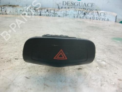 Used Warning switch NISSAN PRIMERA (P12) 2.2 dCi (139 hp) 3778138