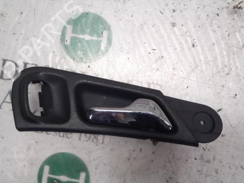 Used Rear right interior door handle Rear right interior door handle MERCEDES-BENZ C-CLASS (W203) C 200 Kompressor (203.045) (163 hp) 3816600 3816600