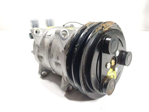 Used AC compressor AC compressor VOLVO 940 (944) 2.3 Turbo (190 hp) 40098721 40098721