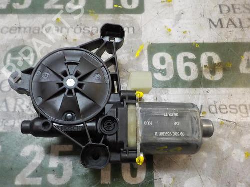 Left front window motor SEAT LEON ST (5F8) 1.6 TDI | BP4000204E21