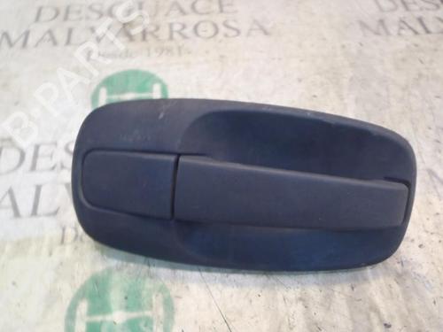 Maneta exterior delantera derecha OPEL VIVARO A Bus (X83) [2001-2015]  4014509