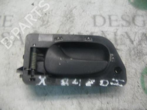 Used Front left interior door handle RENAULT LAGUNA I (B56_, 556_) [1993-2002]  3760125