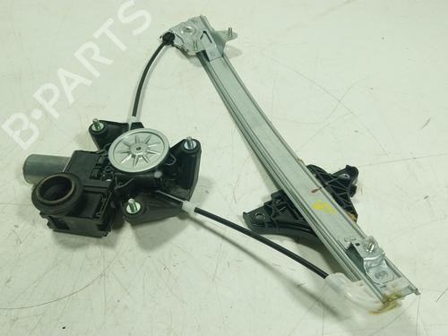 Vindusheismekanisme høyre foran TOYOTA YARIS CROSS (MXP_) 1.5 Hybrid (MXPJ11) (131 hp) 31089361