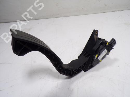 Used Pedal Pedal DACIA LOGAN II 1.5 dCi / Blue dCi 75 (75 hp) 11246156 11246156