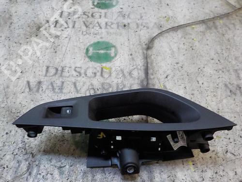 Used Left rear window switch Left rear window switch SEAT LEON (5F1) 1.6 TDI (115 hp) 3997868 3997868