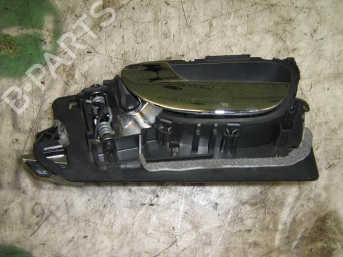 Used Front left interior door handle Front left interior door handle PEUGEOT 307 Break (3E) 2.0 HDI 90 (90 hp) 3738432 3738432