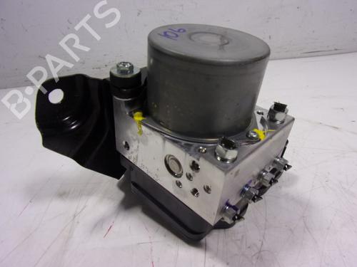 Used ABS pump TOYOTA HILUX VIII Pickup (_N1_) 2.8 TD 4WD (GUN126) (204 hp) 15941138