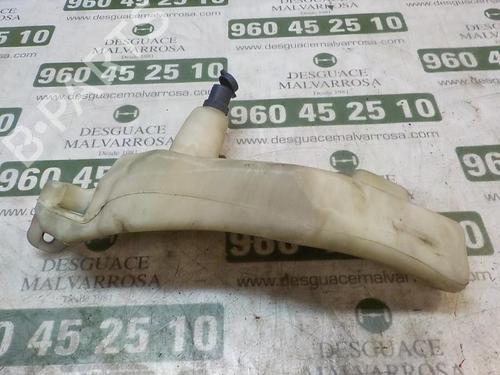 Used Windscreen washer tank Windscreen washer tank LANCIA MUSA (350_) 1.9 D Multijet (350.AXC1A) (101 hp) 8121514 8121514