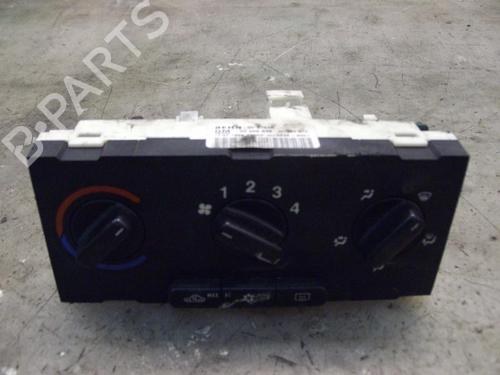 Used Climate control Climate control OPEL ASTRA G Hatchback (T98) 1.8 16V (F08, F48) (116 hp) 3752619 3752619