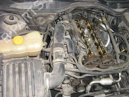Lampa oświetlenia wnętrza OPEL OMEGA B (V94) 2.5 TD (F69, M69, P69) | BP7413612I8 