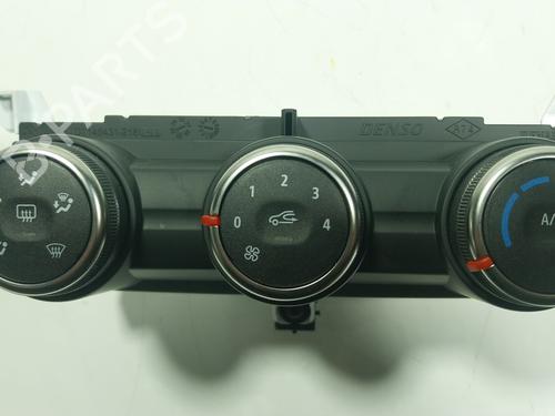 climate-control-renault-clio-v-b7_-2019-31211153 main image