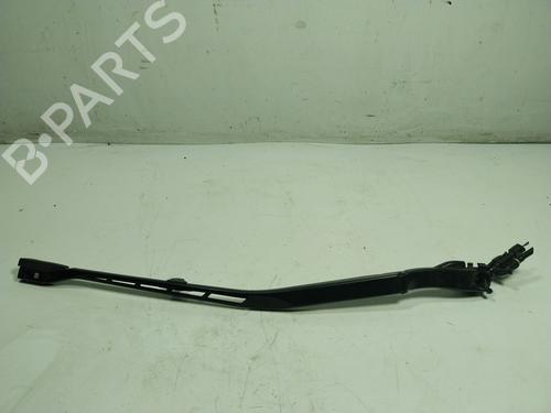 Used Front windshield wiper arm Front windshield wiper arm VOLVO XC90 II (256) T8 Hybrid AWD (407 hp) 16665177 16665177