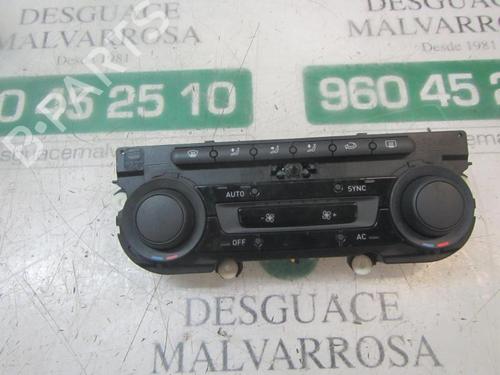 Used Climate control SEAT LEON (1P1) 1.6 TDI (105 hp) 3877602